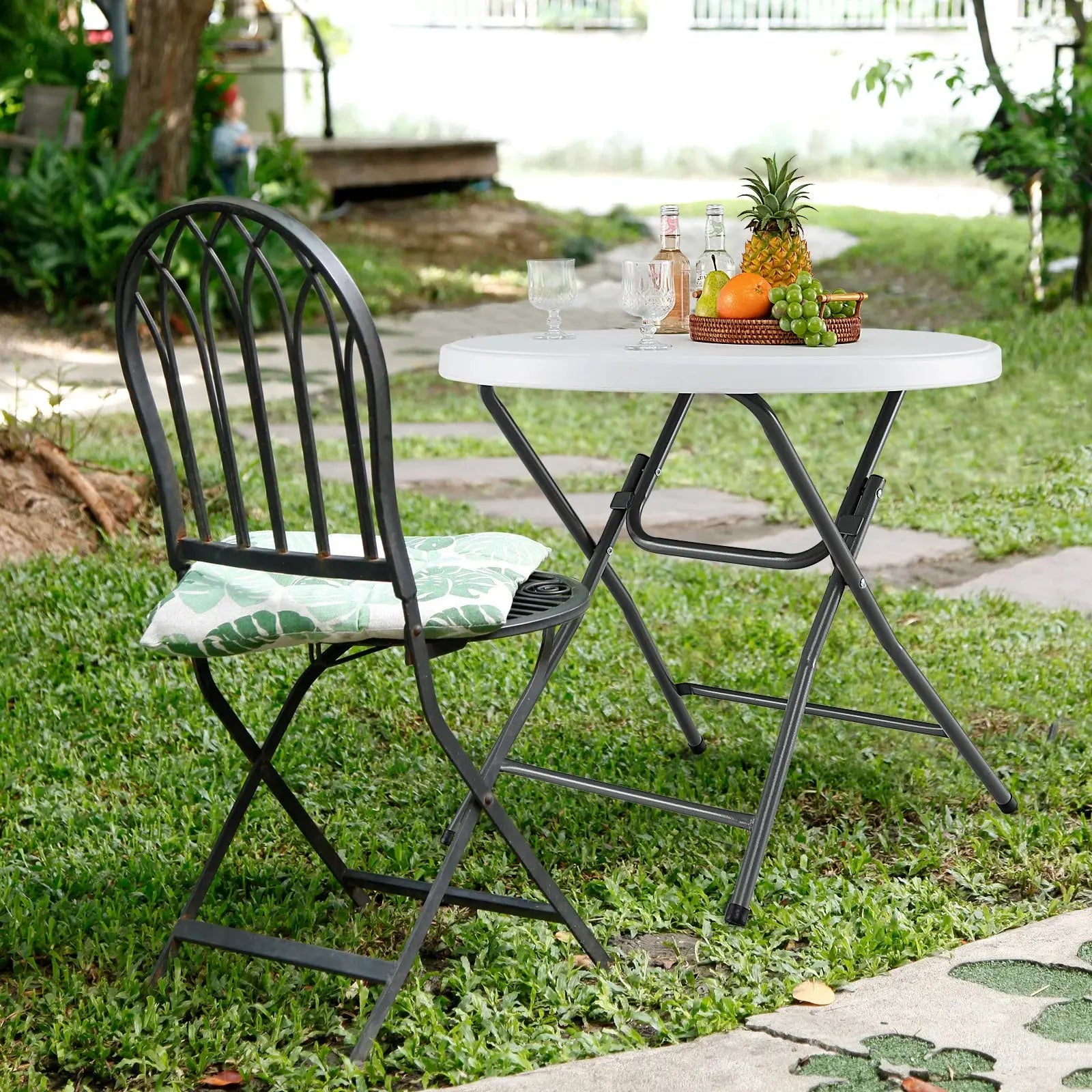 Round Folding Table Furnish Wise